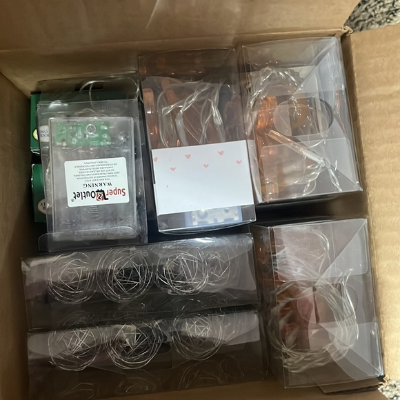 Dfferent strands of battery operated lights. 6 heart, 2 globe and 2 multi color. - Picture 6 of 6